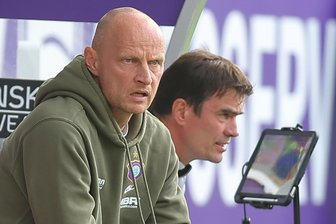 Erzgebirge Aue: „Wenn wir da nicht zulegen, wird es eine ganz schwere Saison“ – Stimmen zur Heimpleite - Sportchef Matthias Heidrich war nach 0:3-Heimniederlage bedient.