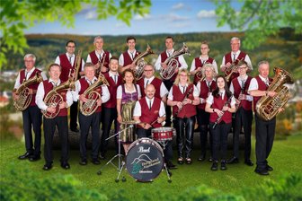 Erzgebirge: Berglandmusikanten feiern 70-jähriges Bestehen - Die Berglandmusikanten in ihrer aktuellen Besetzung.