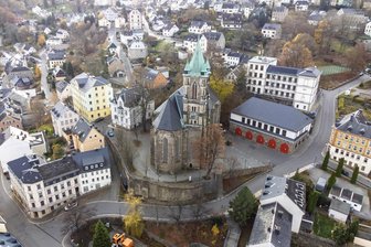 Erzgebirge: Buchholzer planen Festbier fürs Jubiläumsjahr 2026 - 2026 wird 525 Jahre Buchholz gefeiert. Im Bild: die St. Katharinenkirche als Wahrzeichen.