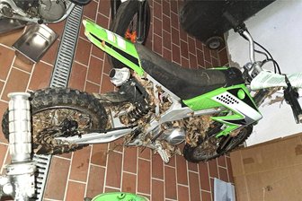 Erzgebirge: Eigentümer der Motocross-Maschine aus dem Fluss hat sich gemeldet - Die Motocross-Maschine aus der Wilisch.