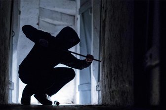 Erzgebirge: Fahrräder und Werkzeug im Gesamtwert von über 12.000 Euro gestohlen - In Grießbach drangen Diebe durch ein aufgebrochenes Kellerfenster in ein Mehrfamilienhaus ein.