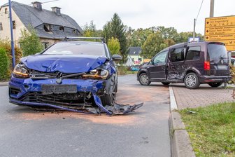Erzgebirge: Fünf Verletzte nach Unfall - Der folgenschwere Zusammenstoß hat sich auf der Herolder Straße in Gelenau ereignet.