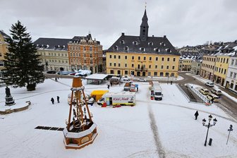 Erzgebirge: In dieser Stadt öffnet der Wochenmarkt - Bietet ab Dienstag wieder eine bunte Auswahl an frischen Produkten und regionalen Spezialitäten: der „Kleine Annaberger Wochenmarkt“.