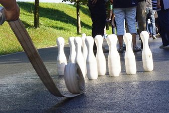 Erzgebirge in Feier- und Erkundungslaune - Beim Feuerwehrfest in Dörfel steht auch ein Schlauchkegelwettbewerb auf dem Programm.