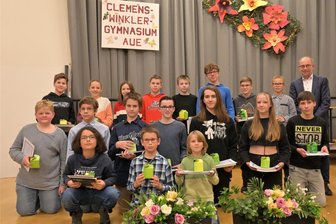Erzgebirge: Mathe-Asse von sieben Gymnasien knobeln an anspruchsvollen Aufgaben - Die Preisträger der zweiten Stufe der 63. Matheolympiade wurden in der Aula des Clemens-Winkler-Gymnasiums geehrt.