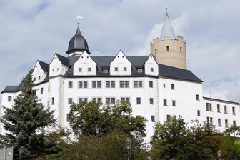 Erzgebirge: Musikalische Lesung auf Schloss Wildeck - Eine musikalische Lesung erwartet die Besucher am 23. November auf Schloss Wildeck in Zschopau.