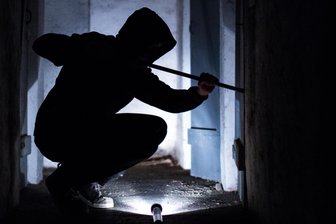 Erzgebirge: Polizei ermittelt nach Einbrüchen in Firmen - Im Erzgebirge hat es weitere Einbrüche gegeben.