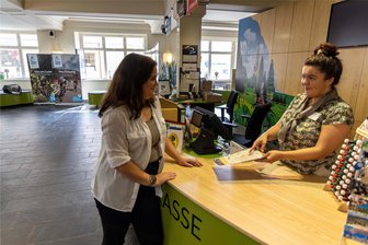 Erzgebirge: Stadtführung gibt Einblicke in jüdische Geschichte und historische Lebensorte - Tickets für die Stadtführung „Jüdisches Leben in Annaberg und Buchholz“ gibt es in der Tourist-Information.