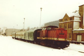 Erzgebirge: Vor 30 Jahren fuhr der letzte Güterzug vom Oberen Bahnhof in Annaberg-Buchholz nach Königswalde - Der obere Bahnhof im Winter 1991.