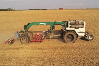 Erzgebirger entwickeln autonomen Feldroboter – Millioneninvestition jetzt für Designpreis nominiert - Ohne Fahrer unterwegs - der Feldroboter „innoMADE TK 100“.