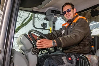 Erzgebirger fällt aus siebtem Himmel: „Bauer sucht Frau“-Kandidat Thomas ist wieder Single - Thomas Köhler muss die Arbeit auf seinem Hof nun erst mal wieder allein stemmen.