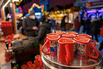Erzgebirger gestalten Weihnachtsmarkt in Brüssel - 