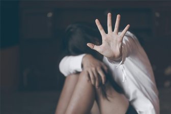 Erzgebirger soll Minderjährige mehrfach vergewaltigt haben: Nun wehrt er sich gegen die verhängte Freiheitsstrafe - Das Amtsgericht Marienberg sah es als erwiesen an, dass die damals 14-Jährige vergewaltigt wurde. Der Erzgebirger legte nach der Urteilsverkündung Rechtsmittel ein.