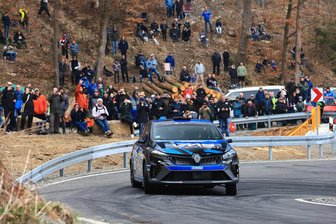 Erzgebirger unterwegs im „Rallye-Märchenwald“ - In seinem Renault Clio will Carsten Mohe auch am kommenden Wochenende wieder ganz vorn mitmischen.