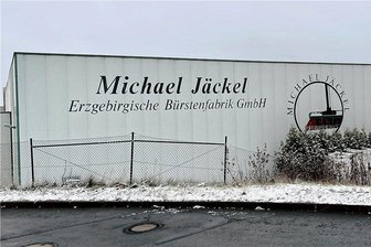 Erzgebirgische Bürstenfabrik in Stützengrün baut 30 Stellen ab - Die Erzgebirgische Bürstenfabrik Stützengrün wurde 1991 gegründet.Foto: Ralf Wendland