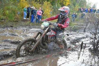 Erzgebirgische Enduro-Sportler greifen in Niedersachsen wieder an - Pascal Sadecki (hier bei Rund um Zschopau 2024) geht mit großen Erwartungen in die Saison 2025.