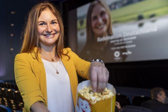 Erzgebirgs-Premiere für Filmreportage mit Julia Taubitz - Julia Taubitz