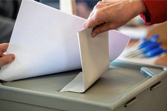 Erzgebirgsgrüne setzen auf Parität: Vier Frauen im achtköpfigen Vorstand - Die erzgebirgischen Grünen haben ihren Vorstand neu gewählt. In dessen Amtszeit fallen einige Wahlen.
