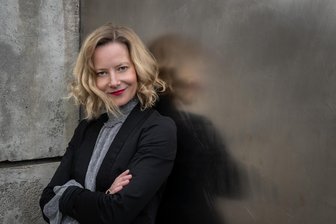 „Erzgebirgskrimi“-Schauspielerin Teresa Weißbach: „Wir gehörten eher zum ungeliebten Teil des Systems“ - Teresa Weißbach in Berlin bei einem Fotoshooting für die „Freie Presse“. In der Hauptstadt lebt die Schauspielerin mit ihrem Mann und ihren drei Kindern.