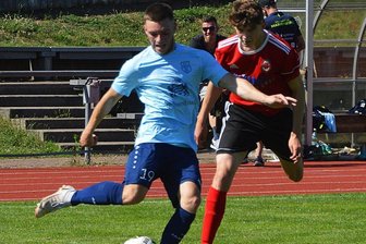"Es geht nicht um Siege, sondern um Weiterentwicklung" - Auch für junge Spieler wie Jonas Haase sieht Trainer Ronny Rother eine wichtige Rolle im Team. Der 21-Jährige war im Winter aus Drebach zum FSV Motor gekommen und gehörte in der Landesliga bereits zur Startelf. 