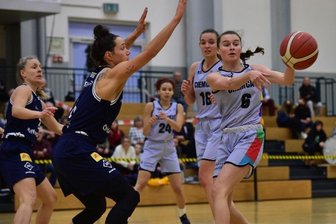 Es läuft rund in der "Ersatzfamilie" - Nicole Brochlitz (rechts) gehört zu den Leistungsträgerinnen der Chemcats, die in der 2. Bundesliga derzeit auf Platz 5 stehen. 