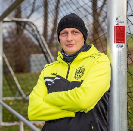 "Es war sehr lehrreich für uns" - Daniel Wagner trainiert die Kreisliga-Kicker des 1. BSV Langenleuba-Oberhain und steht mit ihnen an der Spitze. 