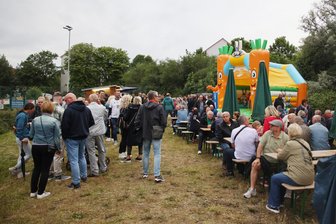 ESV Lok Zwickau: Was die Feststimmung bei Zwickaus zweitgrößtem Sportverein trübt - Am Sportzentrum Marienthal ließ der Sportverein ESV Lok Zwickau von Freitag- bis Sonntagabend ein Fest steigen.