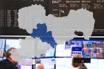 ETFs und Aktien abgestürzt: So investieren die Mittelsachsen - Wie die Wirtschaft in den USA läuft, beeinflusst auch Anleger in Sachsen.