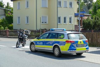 Etzdorf: 23-jähriger Motorradfahrer bei Unfall verletzt - Zu einem Unfall musste die Polizei nach Etzdorf ausrücken.