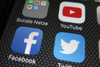 EU-Urheberrechtsreform: Mehr Geld für Kreative - Die europäische Richtlinie zum Urheberrecht wird in deutsches Recht überführt. Die Social-Media-Plattformen im Internet könnten künftig noch stärker auf Netzfilter zurückgreifen. 