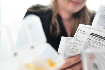 EU will die Umstellung auf den digitalen Beipackzettel - Die EU möchte Medikamenten-Beipackzettel künftig lieber in elektronischer Form sehen, zugänglich für die Patienten zum Beispiel über einen QR-Code auf der Packung.