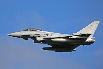 Eurofighter üben über Zwickau - Zwei Eurofighter der Bundeswehr haben am Donnerstagvormittag Routineflugübungen über dem Luftraum in Zwickau absolviert.
