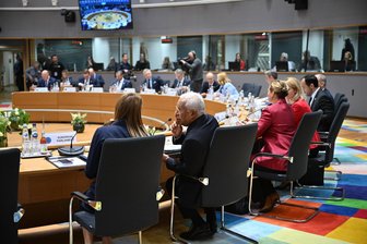 Europa sendet ein Signal der Mutlosigkeit - EU-Gipfel in Brüssel am Donnerstag: Bei der Hilfe für die Ukraine gab es ein dickes Brett zu bohren.