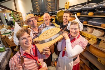 Europäischer Bauernmarkt 2026 in Plauen: Veranstalter nennen erste Details - Auch Käsespezialitäten aus den Niederlanden sind beim Bauernmarkt in Plauen erhältlich.