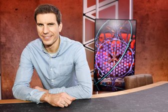 Ex-Biathlet und TV-Experte Arnd Peiffer: „Vor der Kamera müssen die Sätze sitzen“ - Ex-Biathlet Arnd Peiffer im ARD-Studio. Foto: Imago