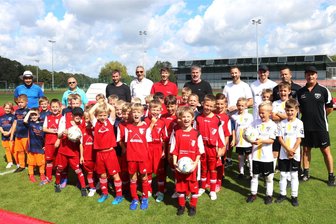 Ex-Bundesliga-Profi erlebt in Flöha eine regelrechte Torflut - Teams aus Flöha, Falkenau und Freiberg haben am „Sparkassen4Goals“-Turnier im Auenstadion Flöha teilgenommen.
