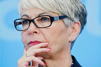 Ex-Ministerin soll Missbrauch im Bistum Dresden-Meißen aufklären - Betroffene kritisieren Umstände der Wahl scharf - Mecklenburg-Vorpommerns Ex-Justizministerin Uta-Maria Kuder (CDU) leitet nun die Aufarbeitung sexuellen Missbrauchs auch im Bistum Dresden-Meißen. Betroffene hadern mit den Umständen der Wahl.