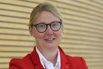 Ex-Schulleiterin warnt vor "einseitigem Lehrer-Lobbyismus" - Sandra Gockel - Ex-Schulleiterin, jetzt Landtagsabgeordnete