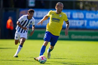 Ex-Spieler Nils Butzen über den FSV Zwickau: „Es war zu spüren, dass etwas schiefläuft“ - Der ehemalige Zwickauer Nils Butzen trägt jetzt das Jenaer Trikot.