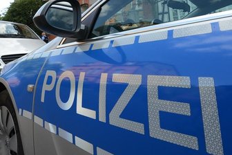 Exhibitionist belästigt Joggerin - 