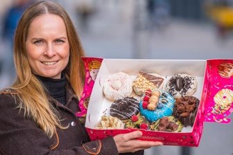 Expansion mit runder Süßspeise - Nicole Lehmann aus Chemnitz ist die Inhaberin der geplanten neuen "Royal Donuts"-Filiale in Zwickau. 