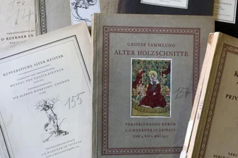 Experte untersucht Werke der Glauchauer Geipel-Sammlung - Die Versteigerungskataloge von Paul Geipel. 
