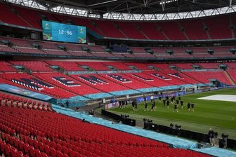 Das Wembley-Stadion soll sich im Laufe der EM-Finalrunde immer mehr füllen.