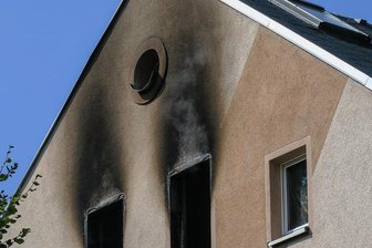 Explosion in Rohrbach und Brand in Lugau: Leiche identifiziert - Lugau: Der Brand im Obergeschoss ist noch glimpflich verlaufen.