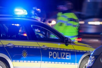 Explosion vor Mehrfamilienhaus in Ostsachsen - Die Polizei ermittelt nach einer Explosion in Weifa. (Symbolbild)