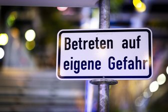Explosionsgefahr? Skurriler Streit um Chemnitzer Schuleinrichtung - So könnte es bald aussehen, sollte ein Vermieter seine Ankündigung wahr machen.