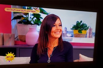 Extrem-Wanderin aus dem Vogtland im Frühstücksfernsehen: „Bist du hergelaufen aus Plauen?“ - Christin Ziehr am Donnerstag im Sat 1-Frühstücksfernsehen.