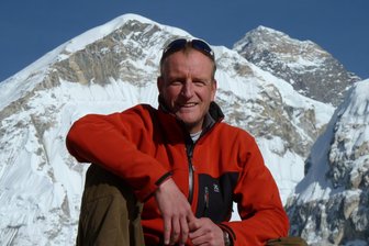 Extrembergsteiger führt in Geringswalde auf höchsten Gipfel - Jörg Stingl bezwang in der Vergangenheit etliche Achttausender. Diesmal spricht er über den Mount Everest.