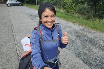 Extremläuferin aus Plauen gibt 12 Tipps für Wanderhungrige: „Gummibärchen habe ich immer dabei“ - Christin Ziehr verrät ihre besten Tricks, um extrem lange Etappen durchzuhalten.