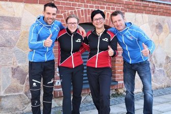 Für den "Bergdoktor" bleibt keine Zeit - Auf nach Tirol! Thomas Schröder, Dana Hinz, Christina Hamann und Rico Hamann. (v. l.).